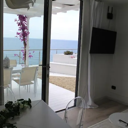 Conca C15-beach Front Little Pool Villa Marina dʼAndora